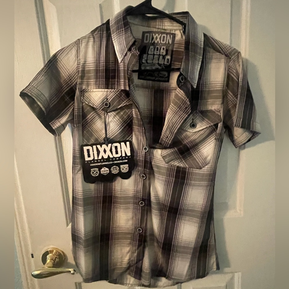Dixxon women’s short sleeve top